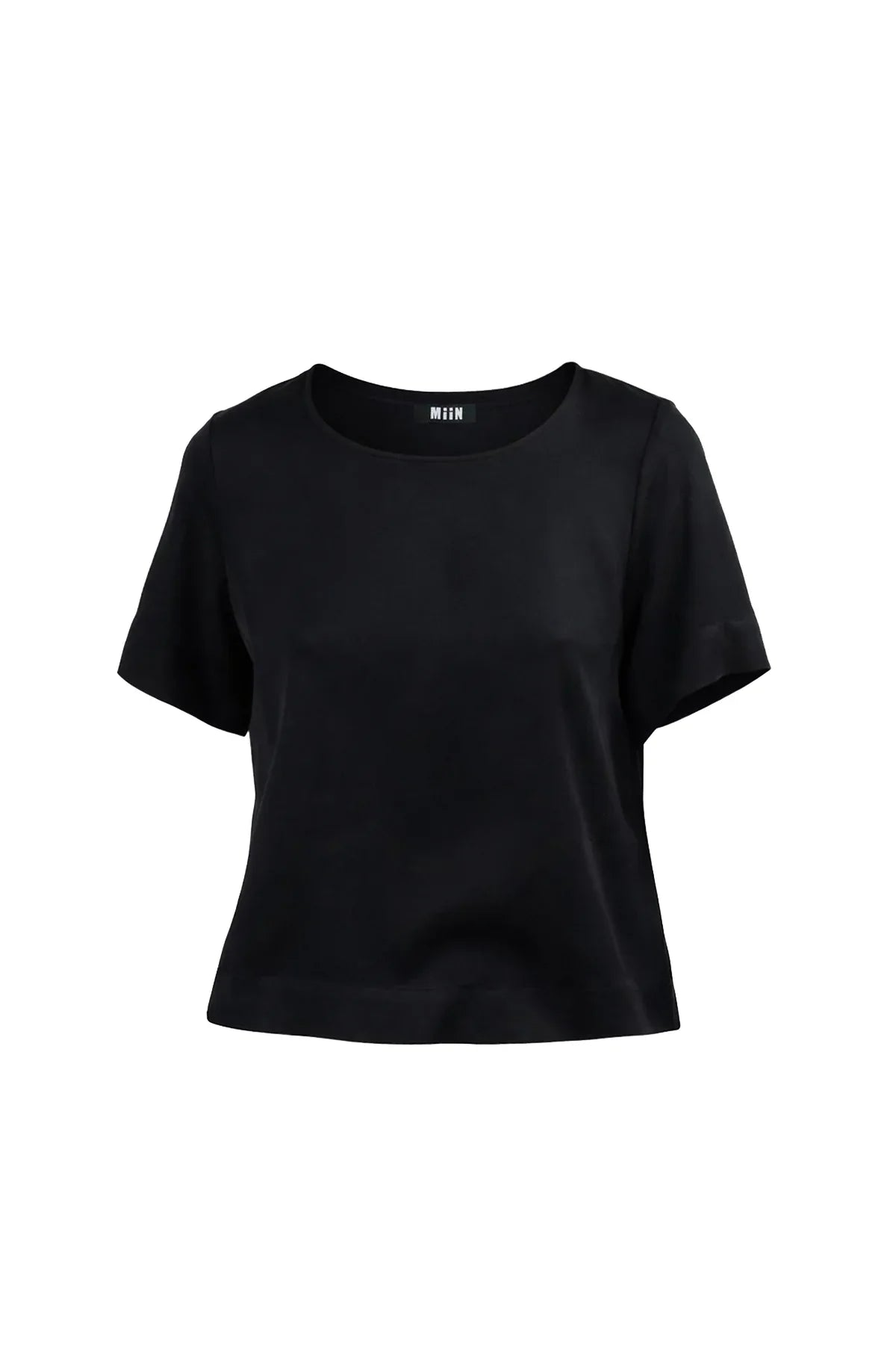 SİYAH KISA KOLLU OYUK YAKA SATEN TOP - MiiN
