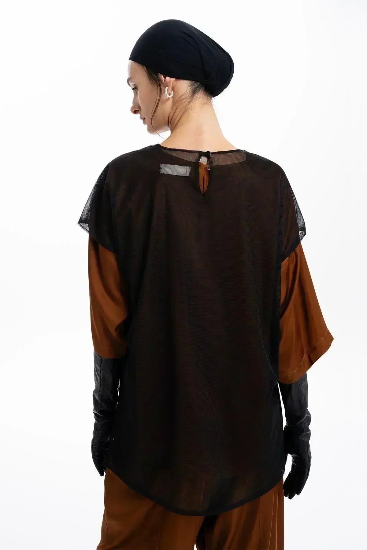 KAHVERENGİ İKİ PARÇA SATEN ÇİÇEK DESENLİ OVERSIZE BLUZ