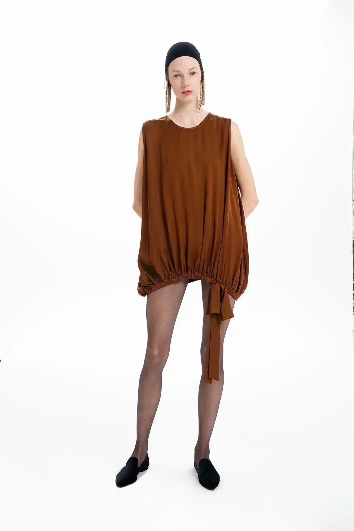 BROWN SLEEVELESS SHIRT DETAILED BLOUSE