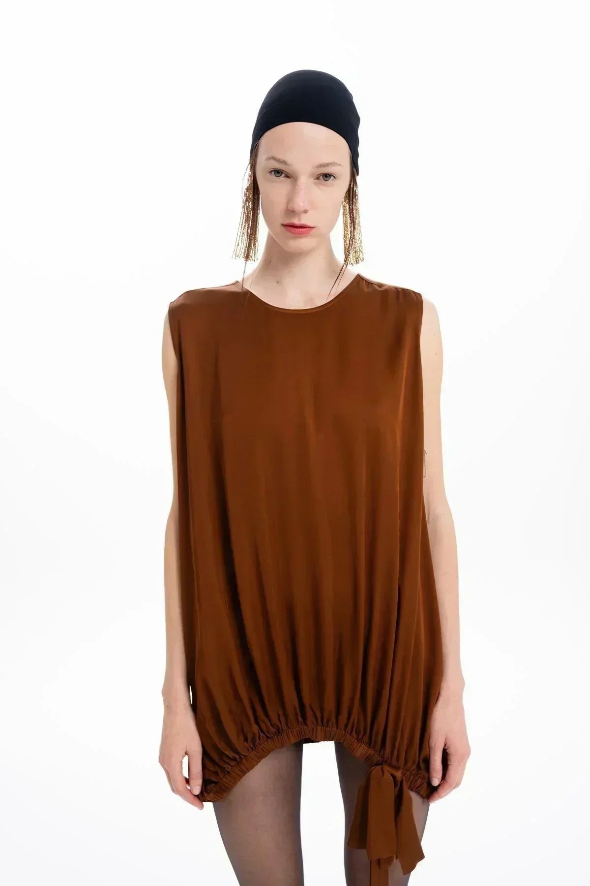 BROWN SLEEVELESS SHIRT DETAILED BLOUSE