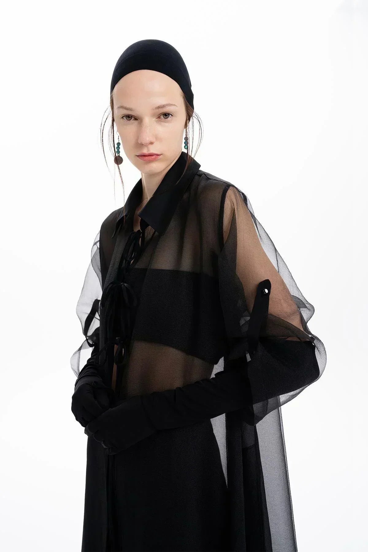 SİYAH GARNİLİ ORGANZE TRANSPARAN UZUN KAP