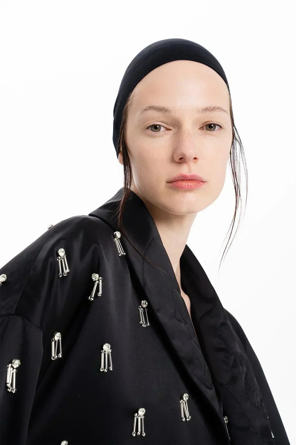 BLACK HAND EMBROIDERED BEADED CROP JACKET