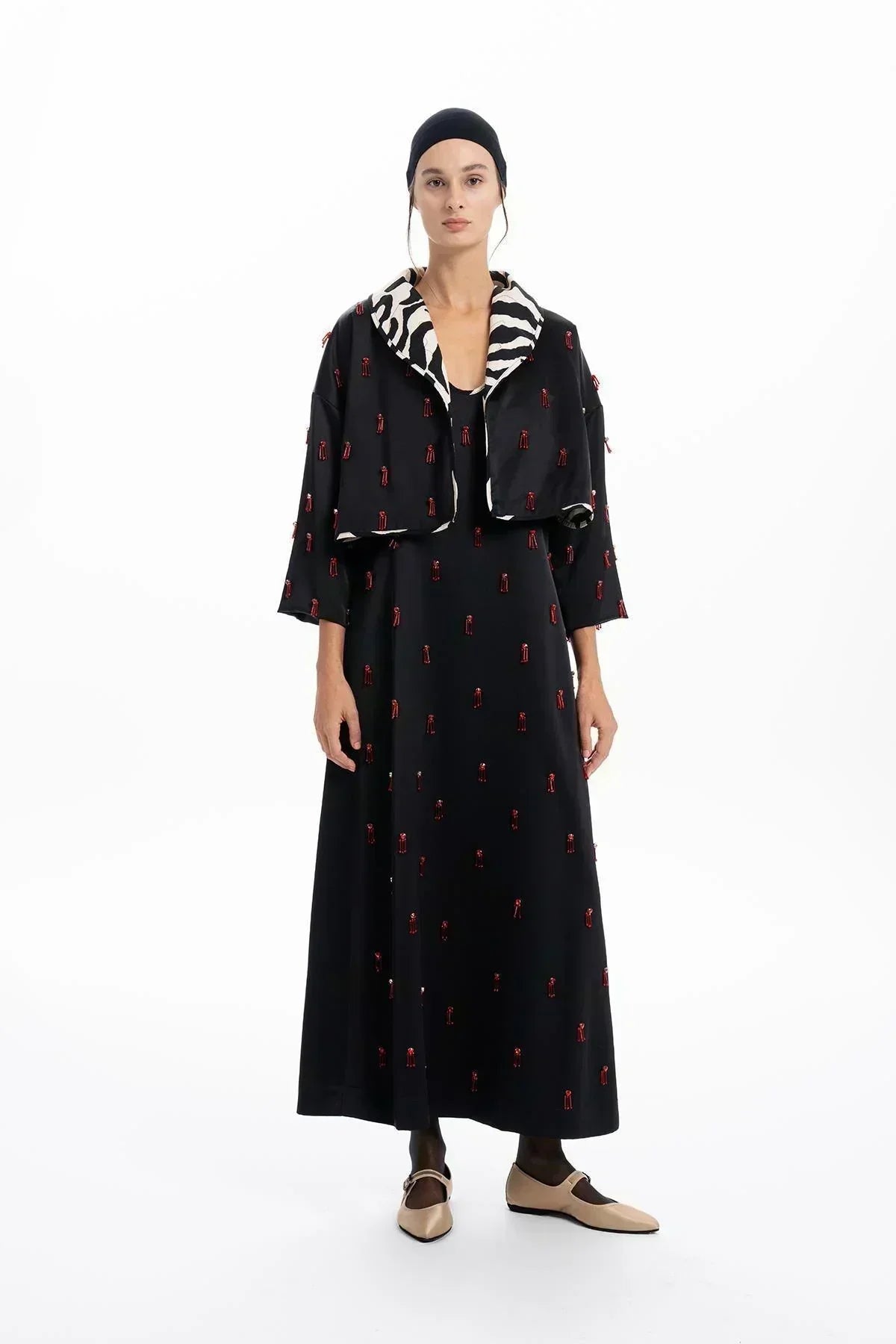 SİYAH GARNİLİ EL İŞLEMELİ BONCUKLU CEKET - MiiN