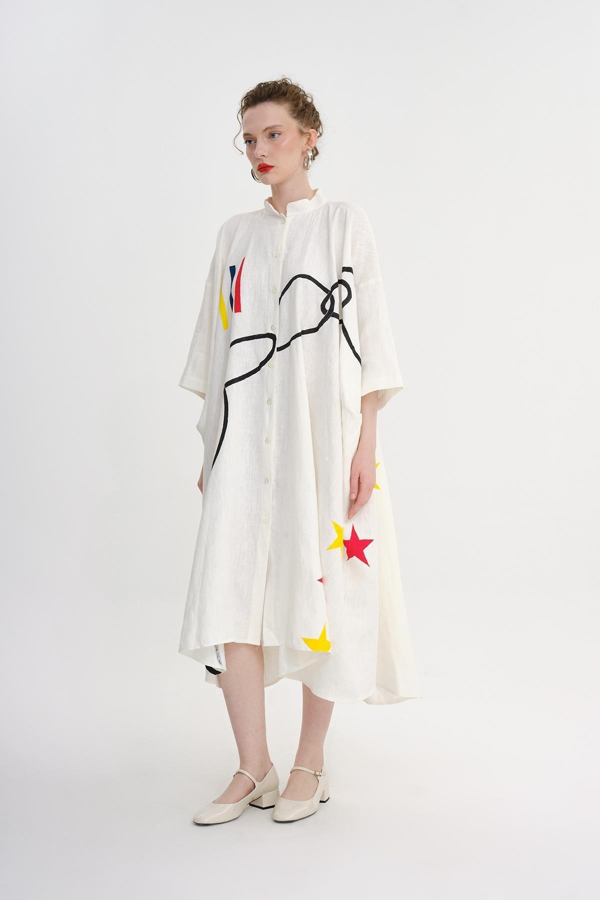EKRU KETEN DESENLİ OVERSIZE MİDİ BOY ELBİSE - MİİN