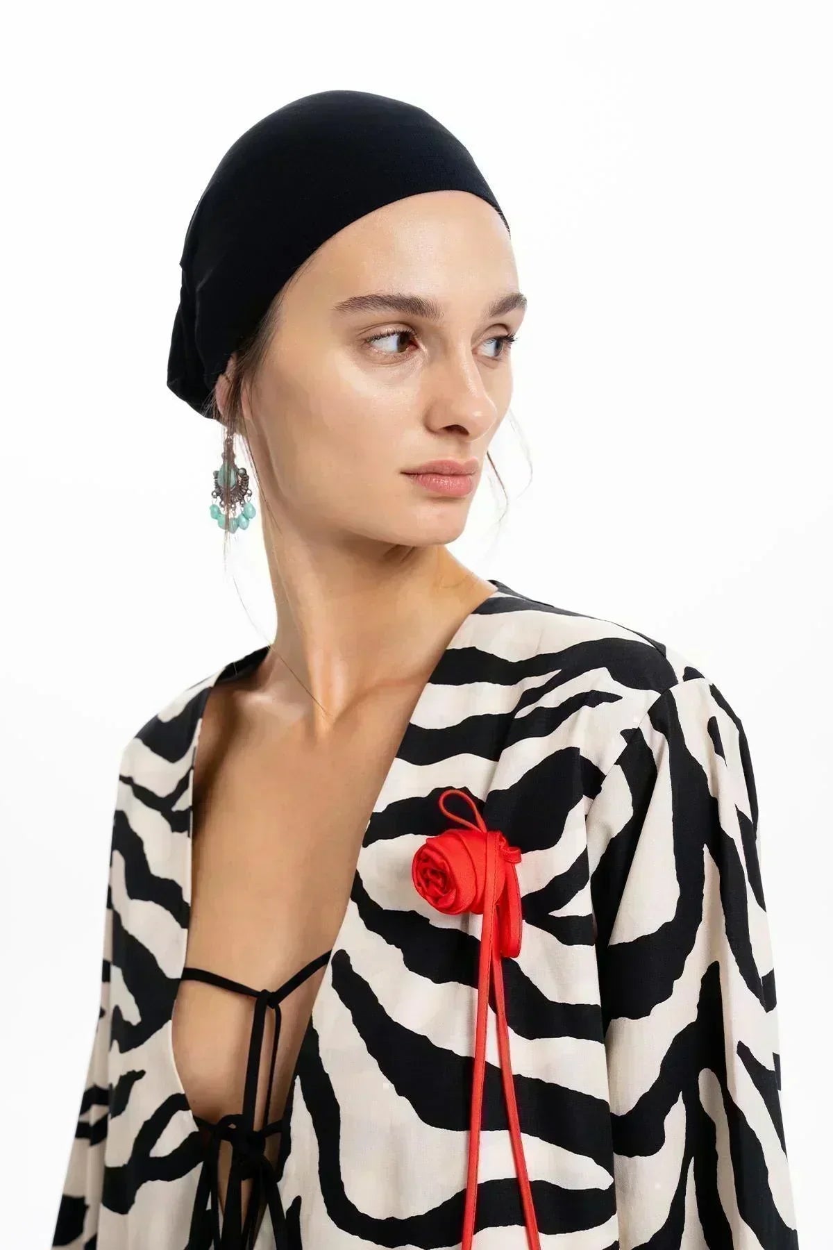 BLACK BEIGE ZEBRA PATTERNED V-NECK MIDI DRESS