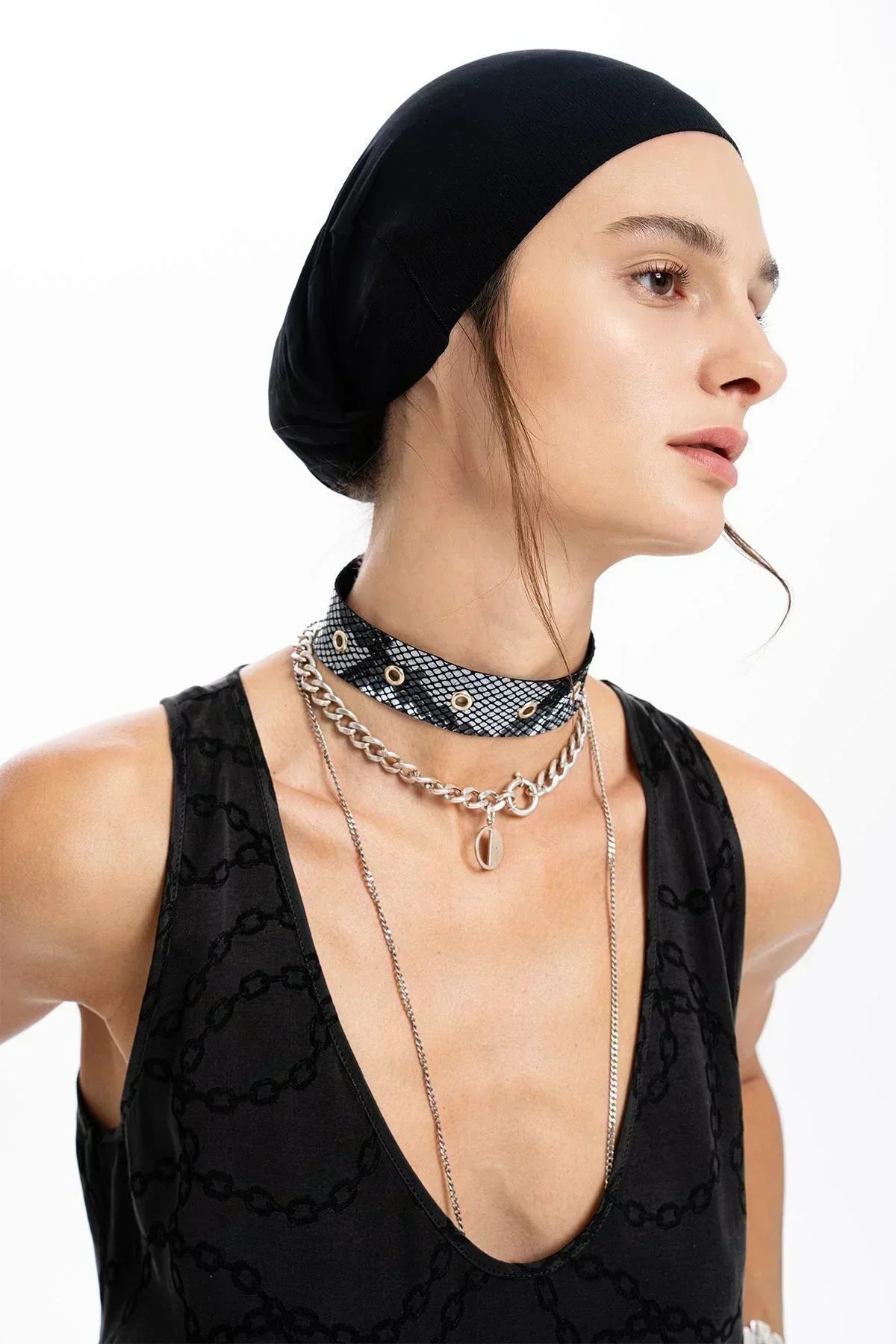 BLACK CHAIN PATTERNED THICK STRAPPED LONG DRESS