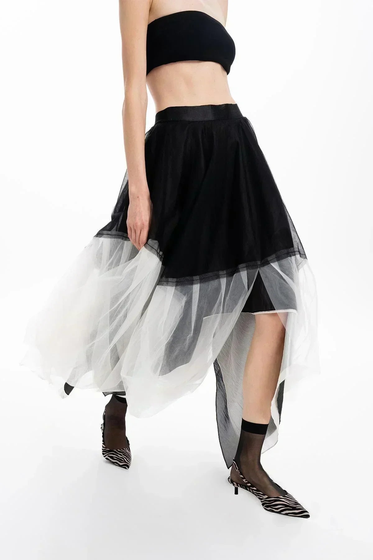 BLACK AND WHITE ASYMMETRIC CUT TAFFETA TULLE SKIRT
