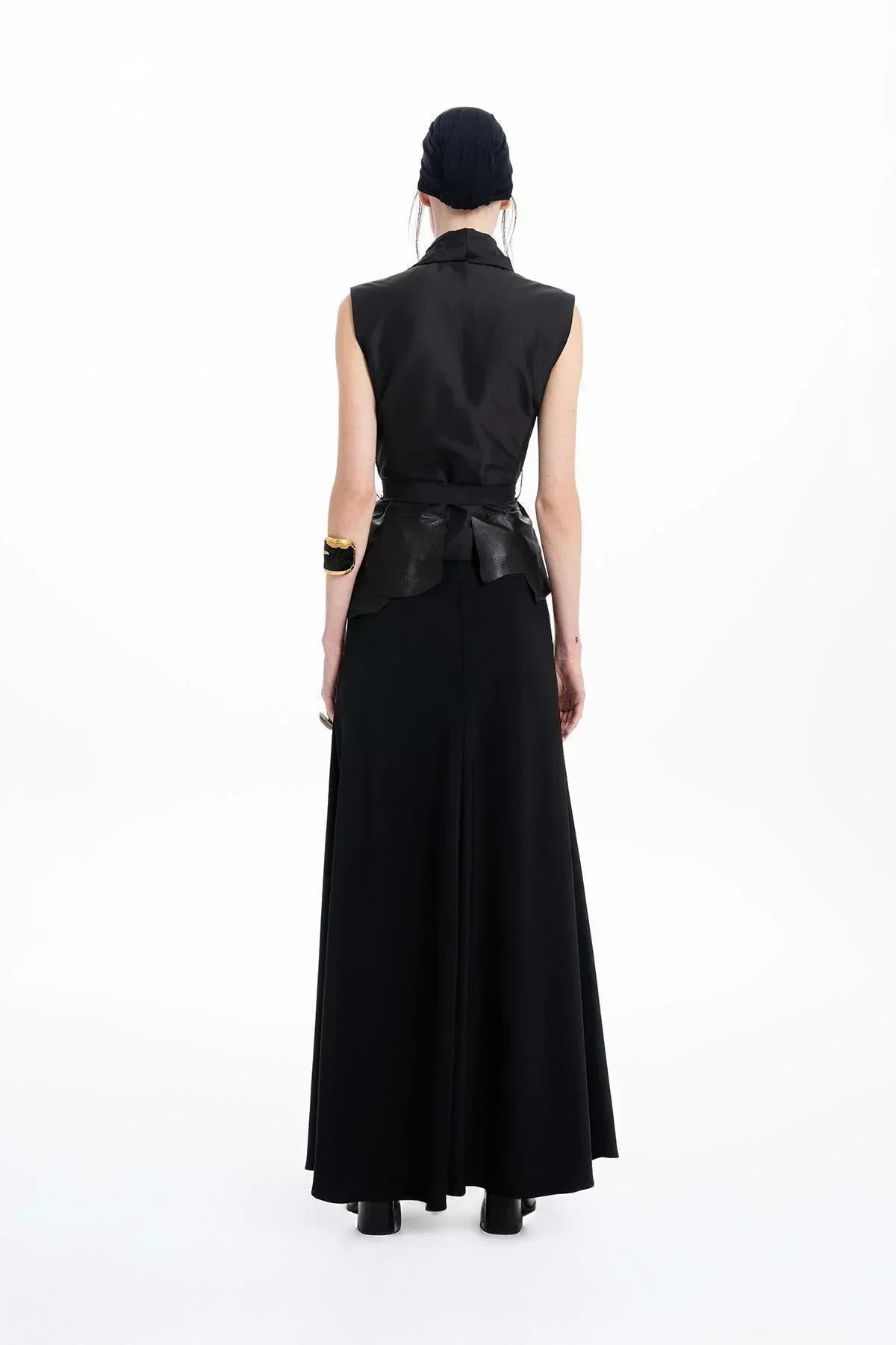 BLACK WOVEN FABRIC FLARED LONG SKIRT