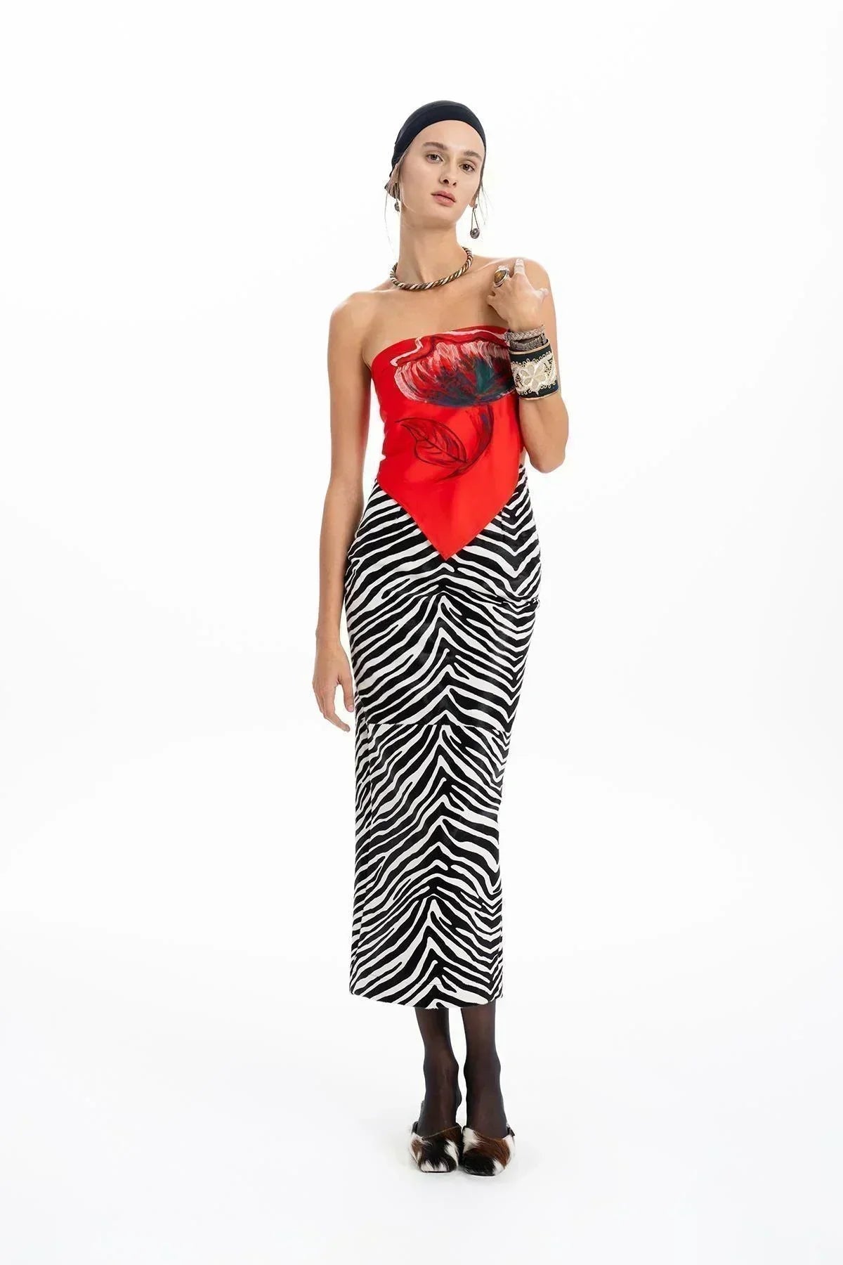 SİYAH BEYAZ ZEBRA DESENLİ KÜRK UZUN KALEM ETEK