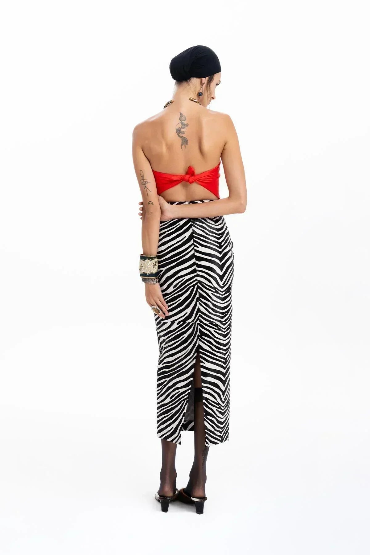 BLACK AND WHITE ZEBRA PATTERNED FUR LONG PENCIL SKIRT