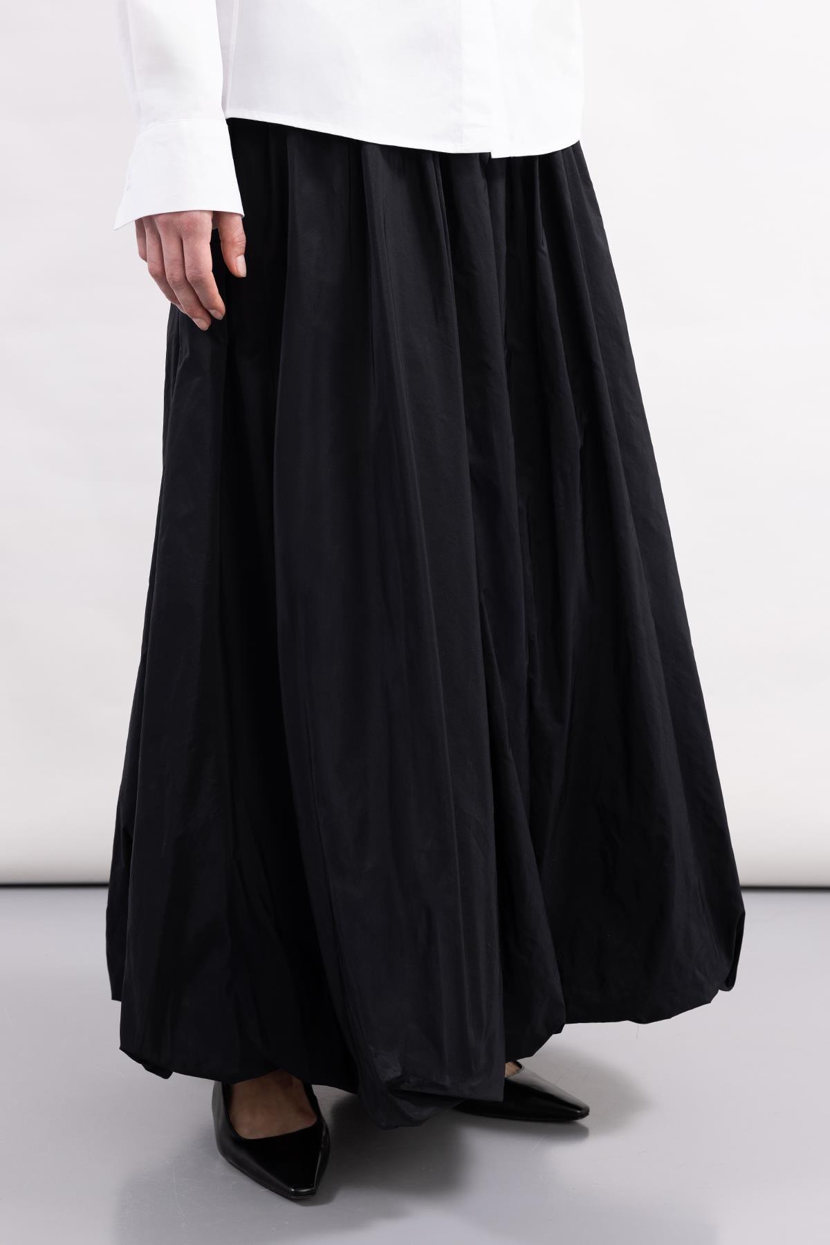 BLACK TAFFETA LONG BALLOON SKIRT