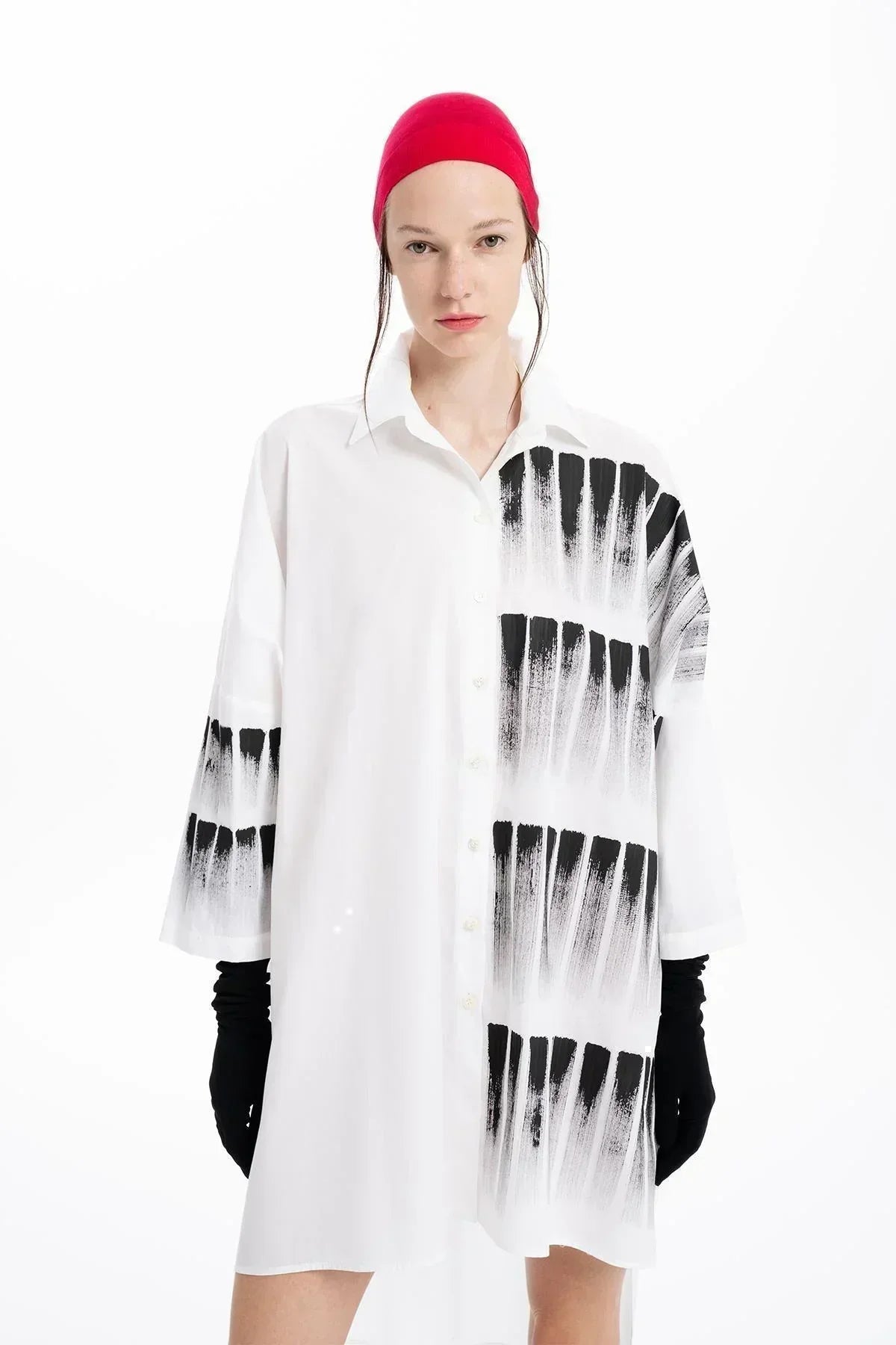 WHITE HAND PAINTED DETAILED OVERSIZE SHIRT