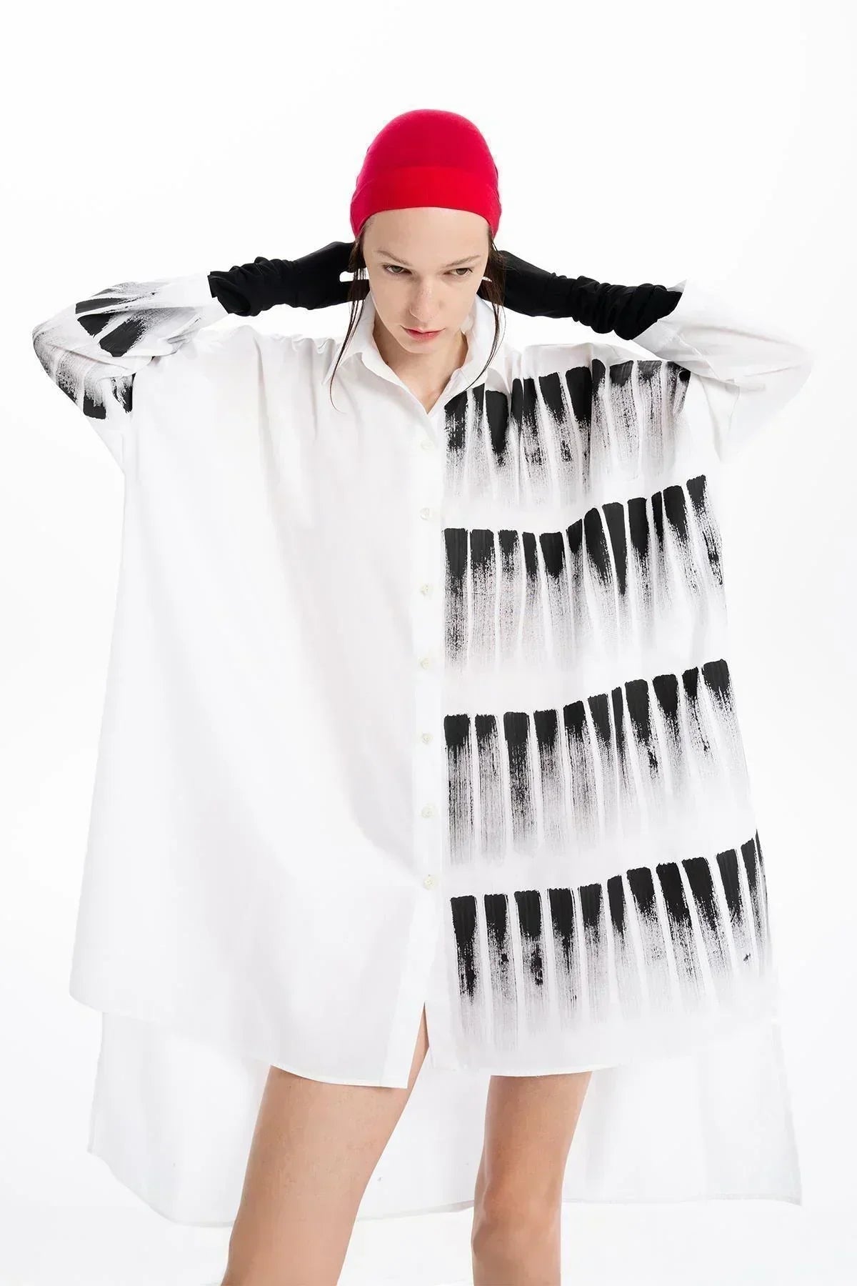 WHITE HAND PAINTED DETAILED OVERSIZE SHIRT