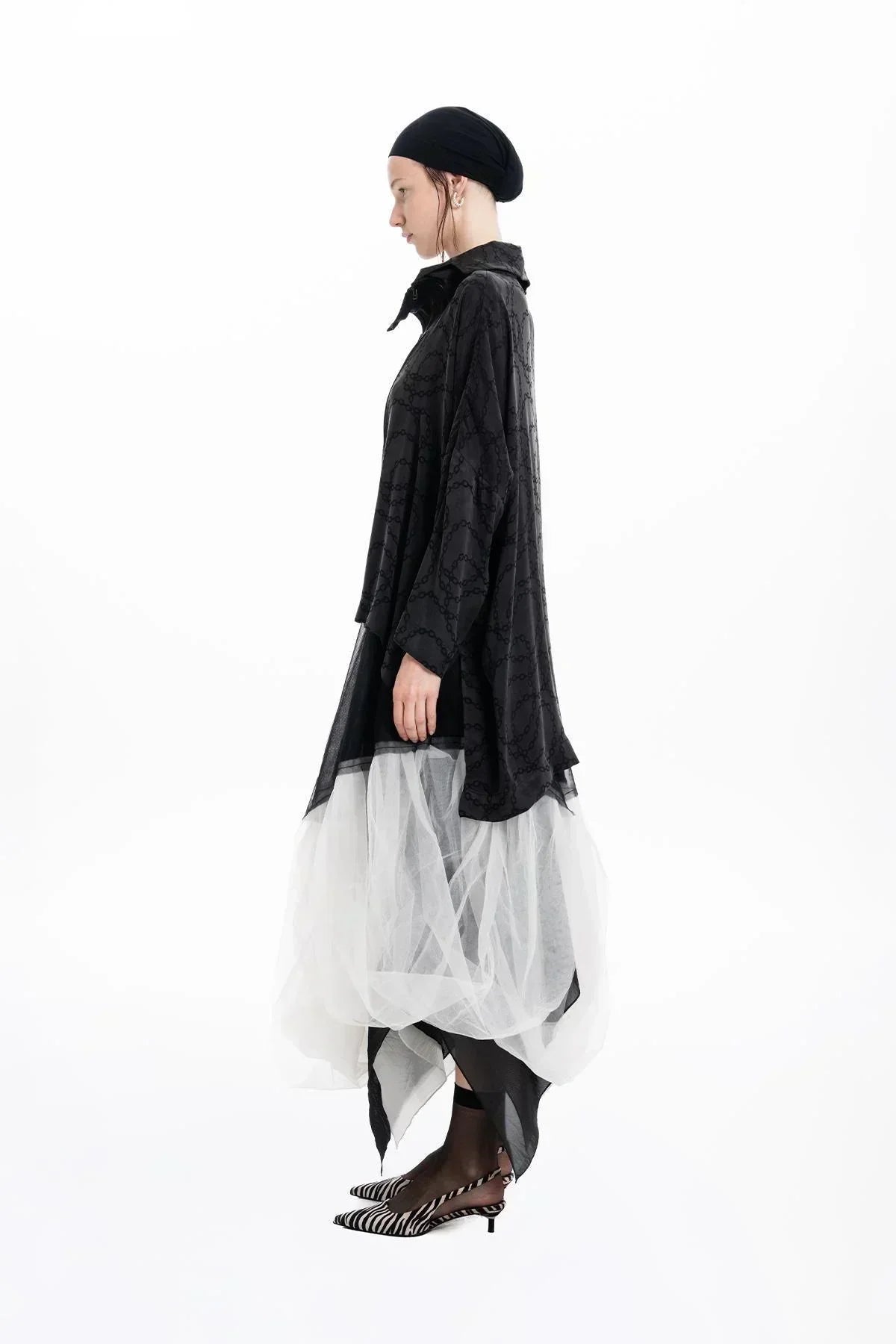 SİYAH ZİNCİR DESENLİ FERMUARLI OVERSİZE GÖMLEK