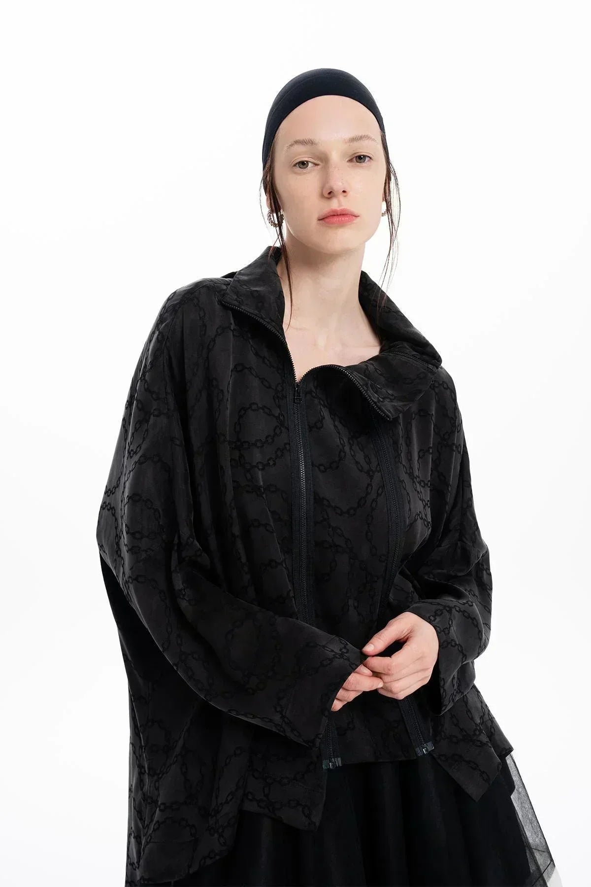 SİYAH ZİNCİR DESENLİ FERMUARLI OVERSİZE GÖMLEK