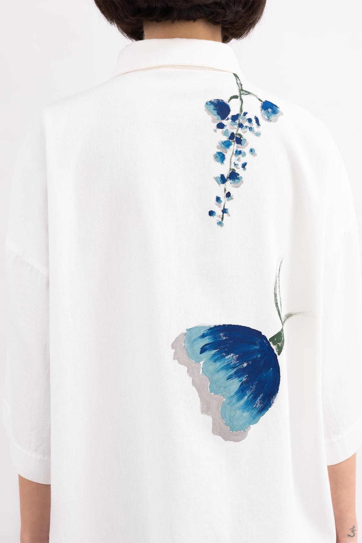 BEYAZ TRUVAKAR KOLLU EL BOYAMASI DETAYLI GABARDİN GÖMLEK - MiiN