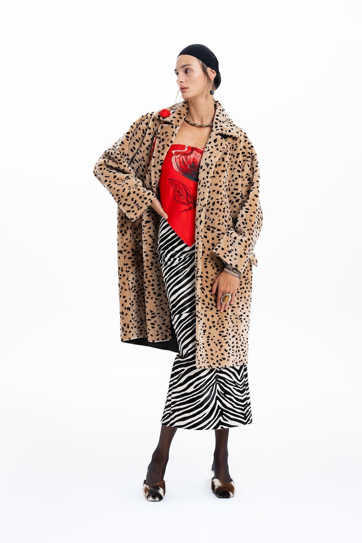 CAMEL LEOPAR DESENLİ OVERSIZE KÜRK KABAN - MiiN
