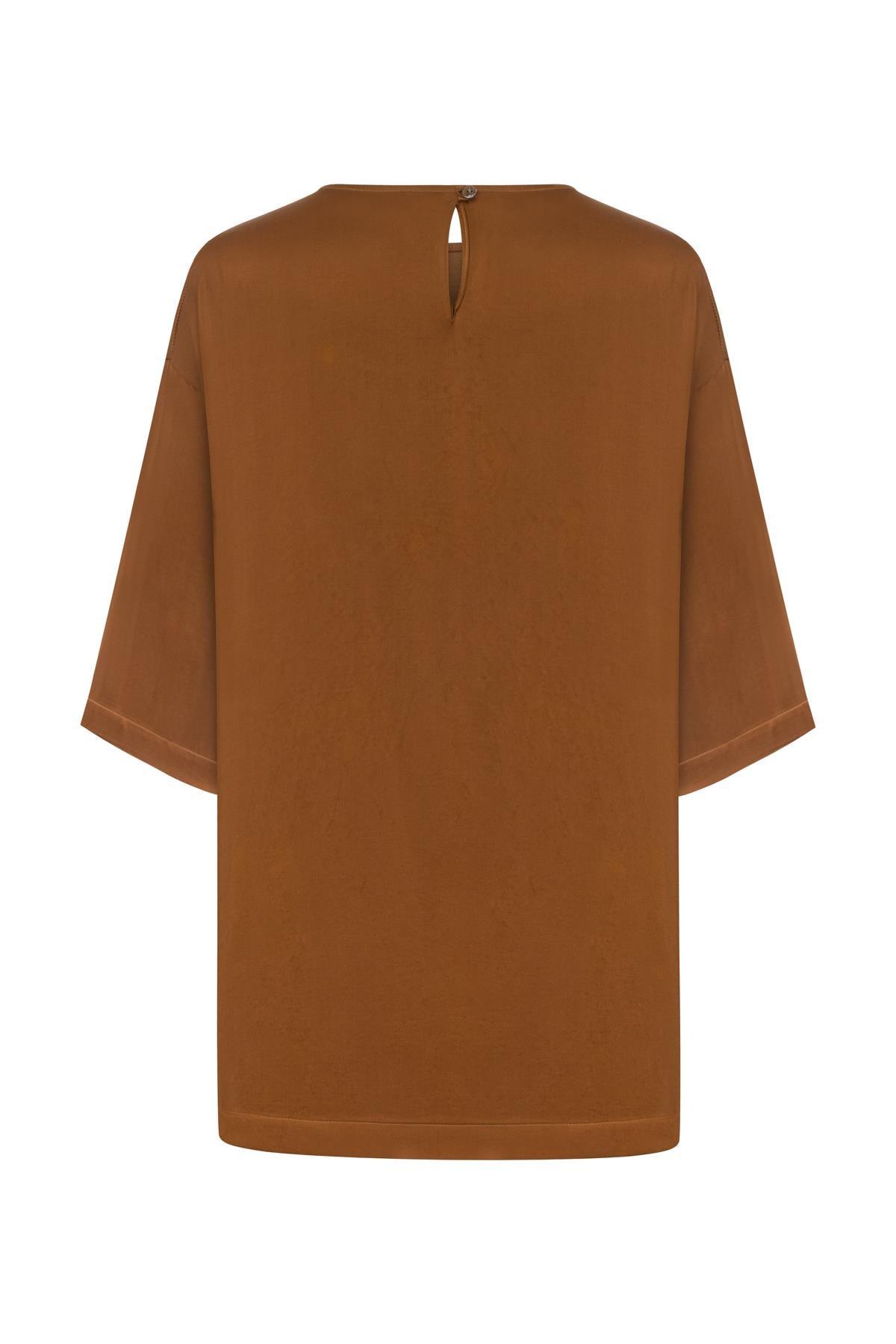 KAHVERENGİ İKİ PARÇA SATEN ÇİÇEK DESENLİ OVERSIZE BLUZ - MiiN