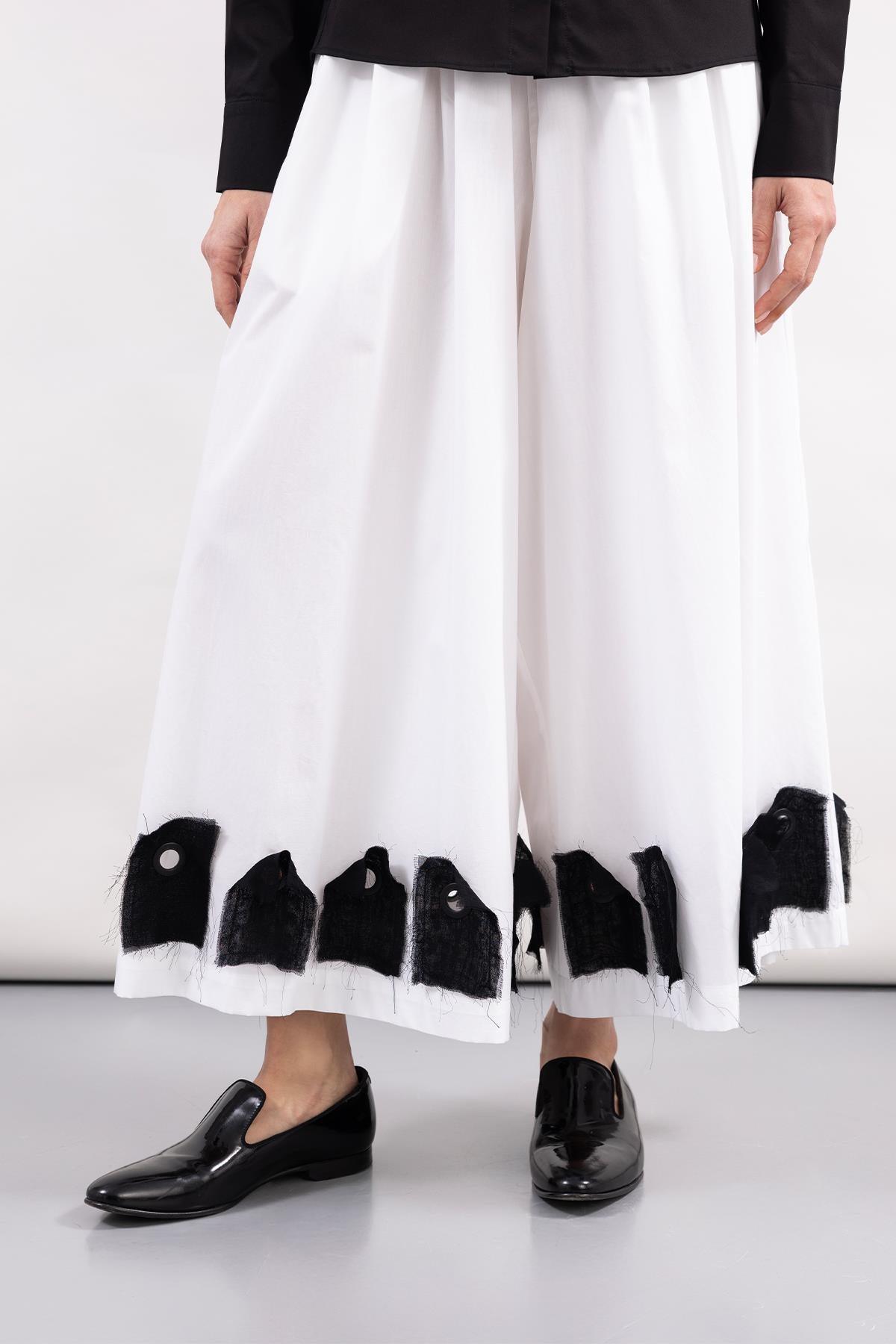 WHITE POPLIN DESIGN WIDE LEG TROUSERS