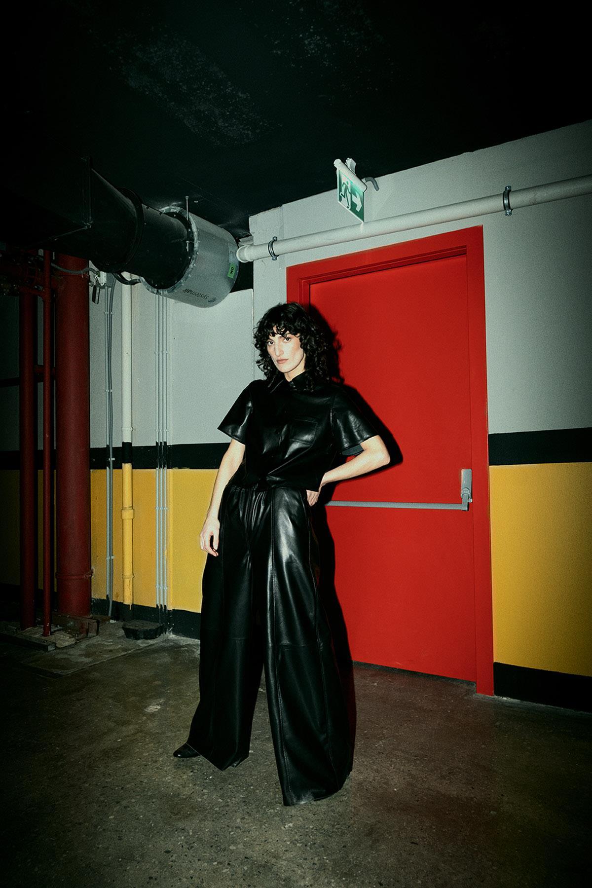 SİYAH DERİ BOL PAÇA PANTOLON - MiiN