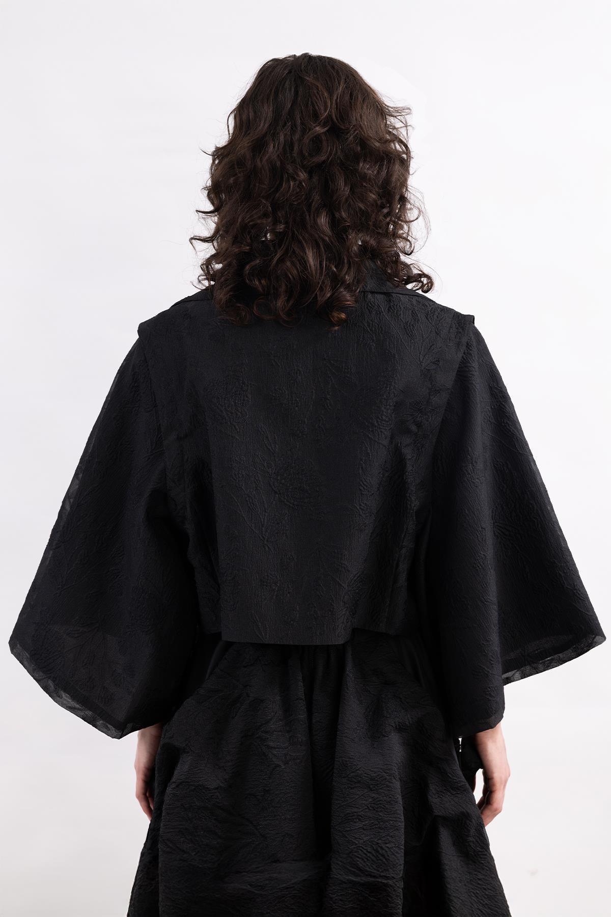 BLACK JACQUARD FLORAL PATTERNED JACKET