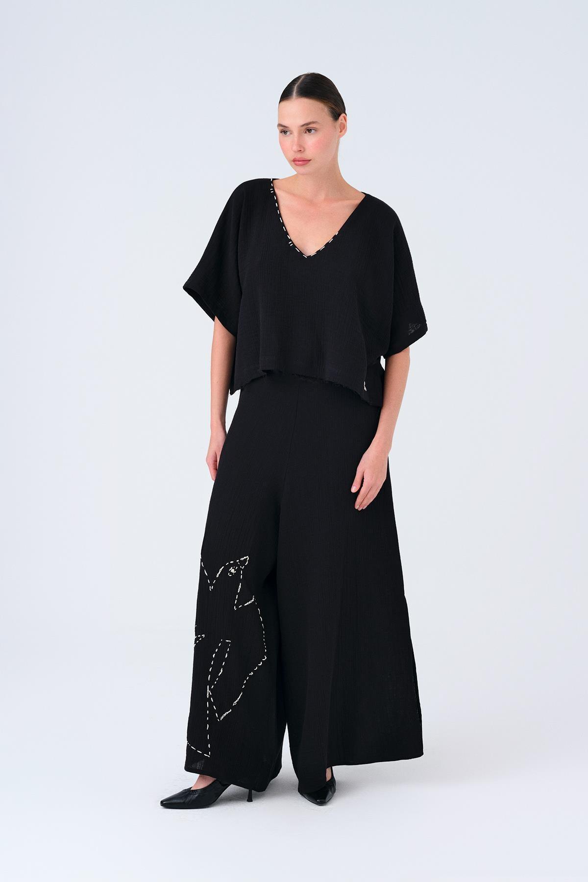 SİYAH KISA KOLLU OVERSIZE MÜSLİN CROP TOP - MİİN