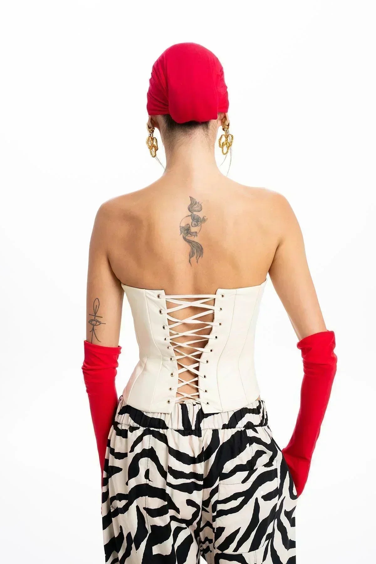 EKRU DERİ KORSAJLI BÜSTİYER