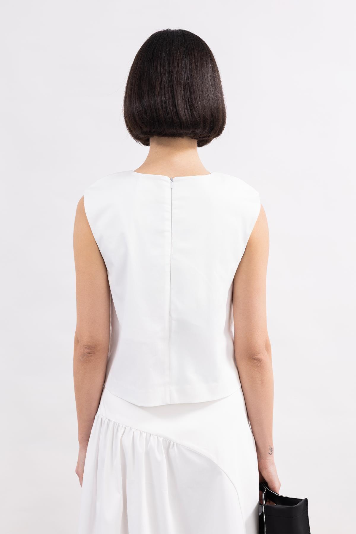 WHITE SLEEVELESS CIRCLE FRONT HAND PAINTED SATIN TOP