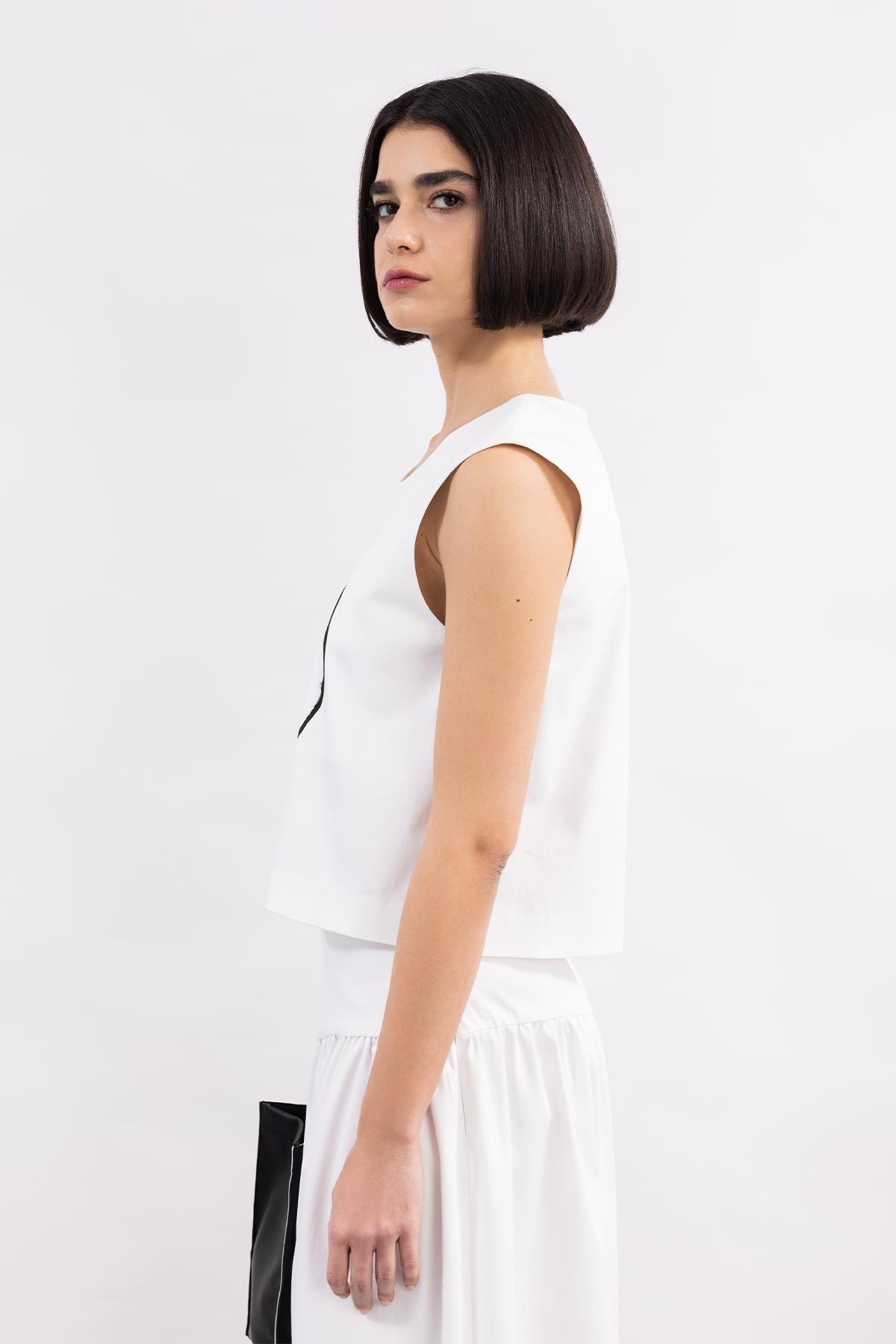 WHITE SLEEVELESS CIRCLE FRONT HAND PAINTED SATIN TOP