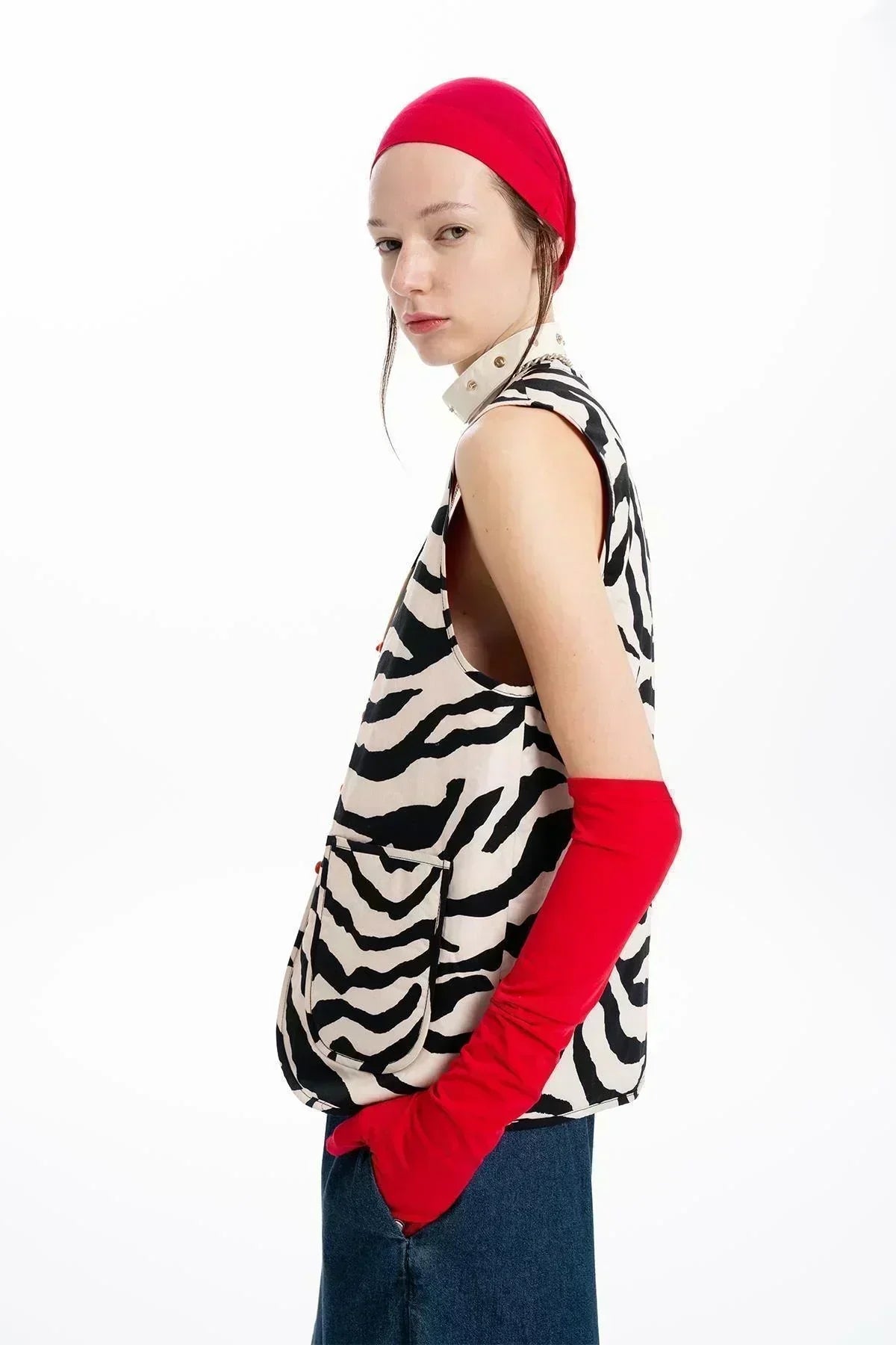 DOUBLE-SIDED QUILTED VEST WITH ZEBRA PATTERN