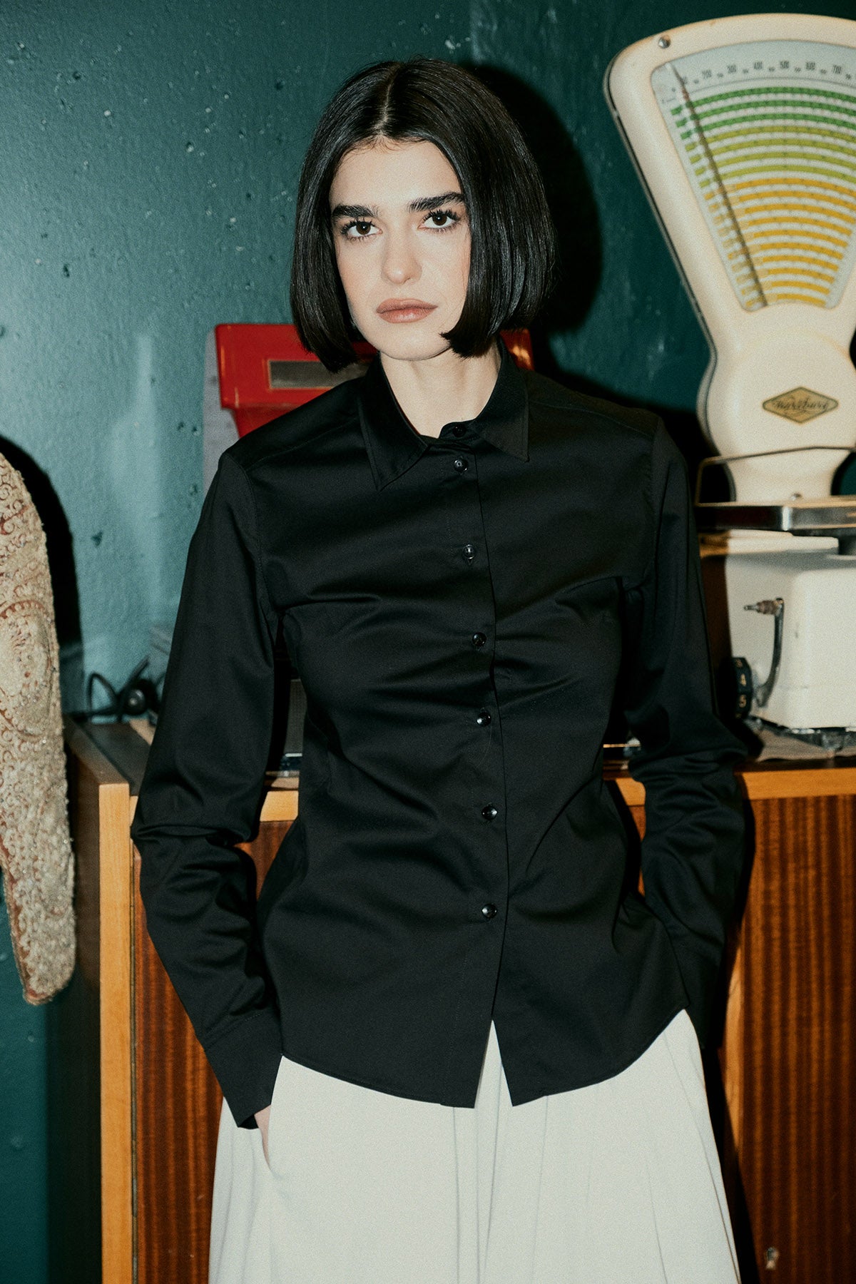 BLACK LONG SLEEVE CUFFS POPLIN SHIRT