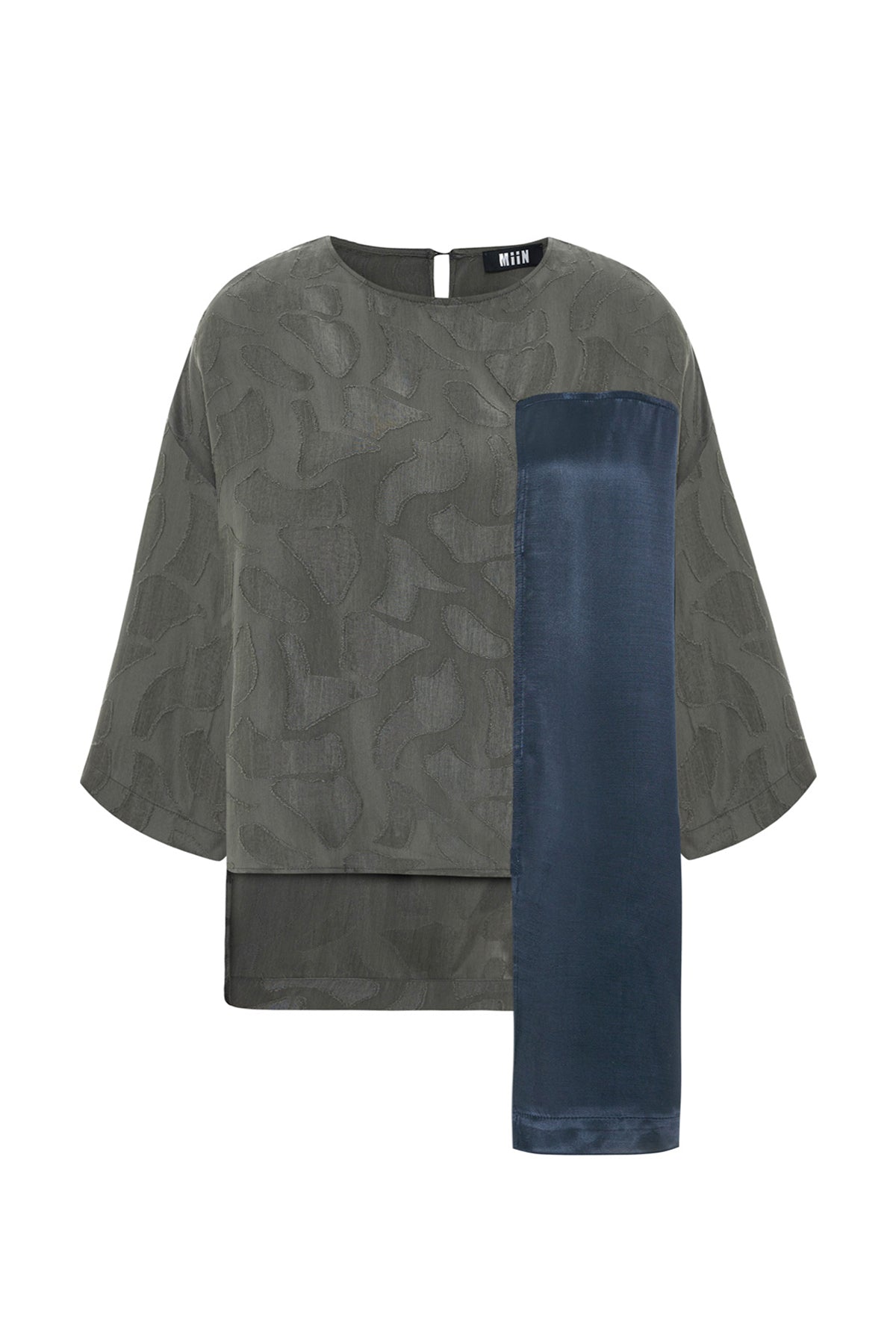 SÜKÛTUN FORMU BLUZ