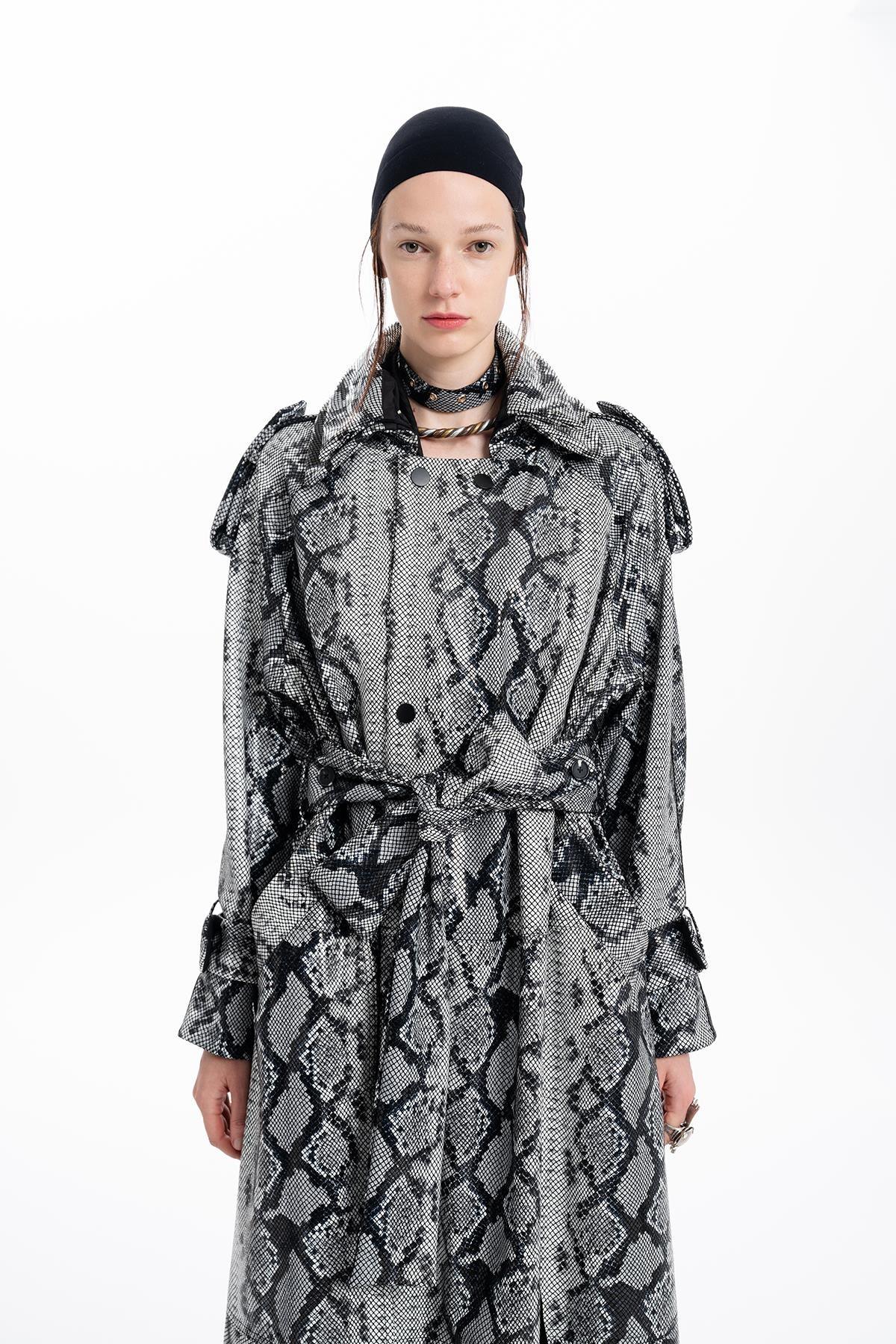 BLACK AND WHITE PYTHON PRINTED LEATHER LONG TRENCH COAT