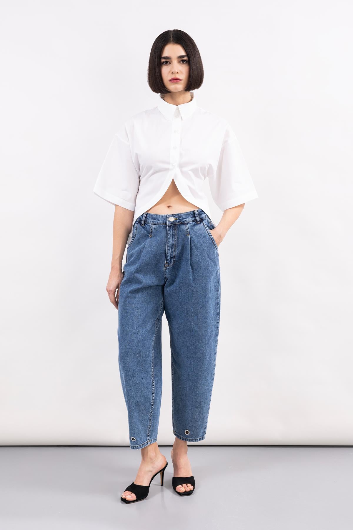 BLUE DENIM TROUSERS WITH POCKETS AND BIRD EYE DETAILED LEG