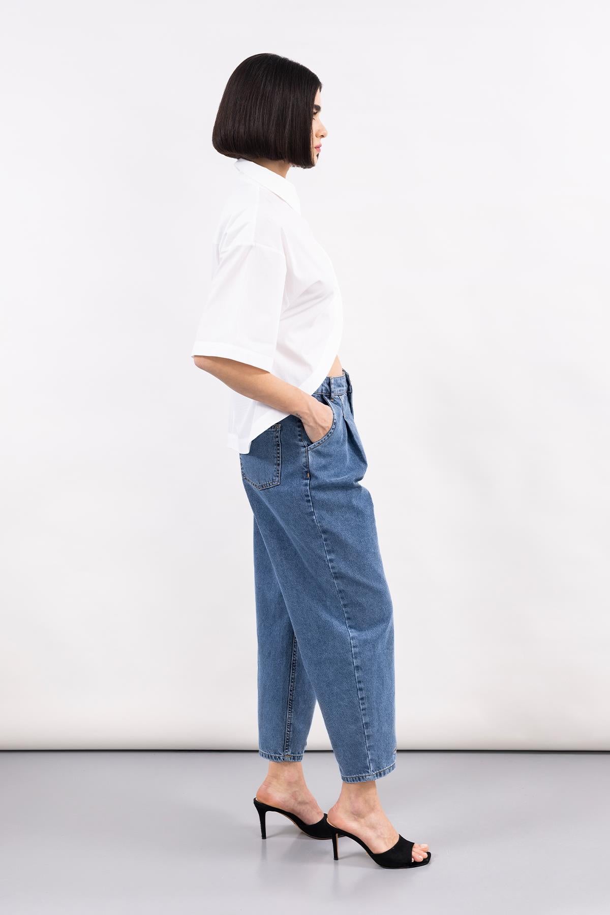 BLUE DENIM TROUSERS WITH POCKETS AND BIRD EYE DETAILED LEG